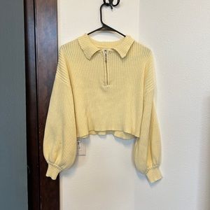 Women’s Fashion Nova cropped sweater size medium
